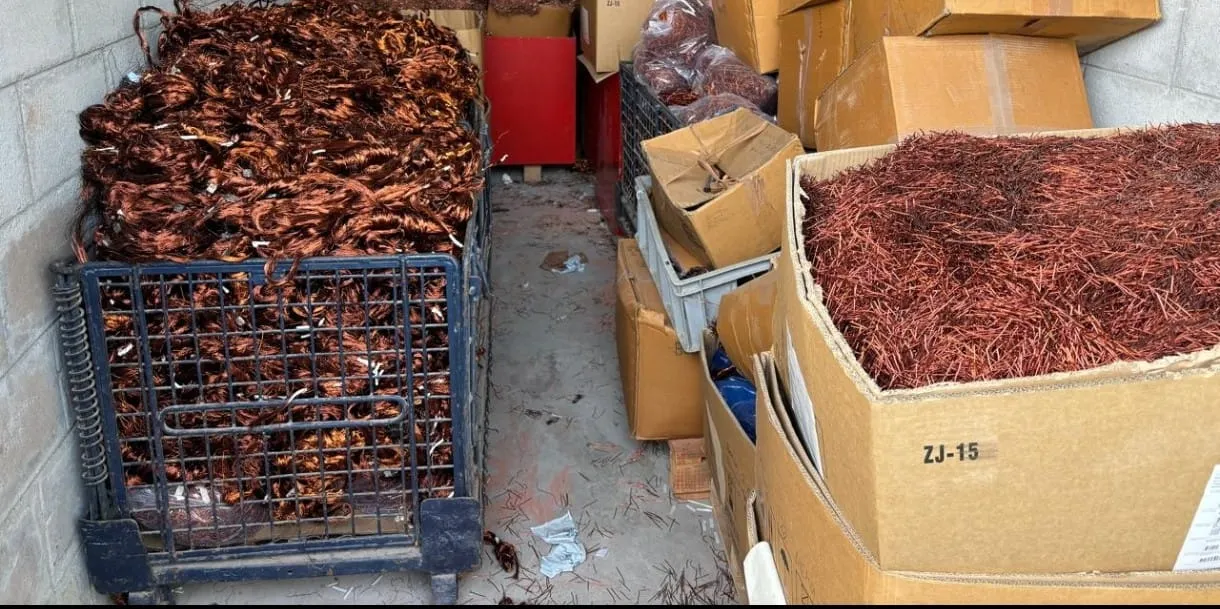 Millberry copper wire scrap and insulated copper cable sorted by copper scrap buyers in Bangalore